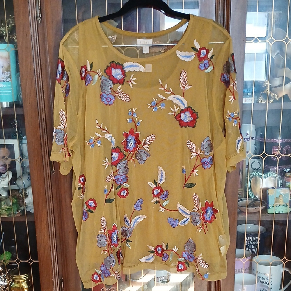 Logo Lavish Floral Embroidered Blouse